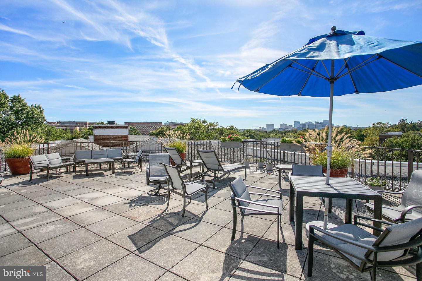 2500 Q ST NW #411, WASHINGTON, District Of Columbia 20007, 1 Bedroom Bedrooms, 2 Rooms Rooms,1 BathroomBathrooms,Residential,For sale,2500 Q ST NW #411,DCDC2226060 MLS # DCDC2226060