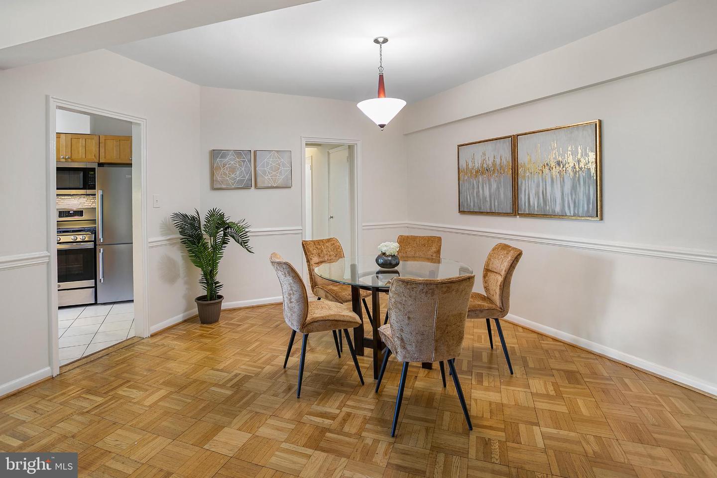 2500 Q ST NW #411, WASHINGTON, District Of Columbia 20007, 1 Bedroom Bedrooms, 2 Rooms Rooms,1 BathroomBathrooms,Residential,For sale,2500 Q ST NW #411,DCDC2226060 MLS # DCDC2226060