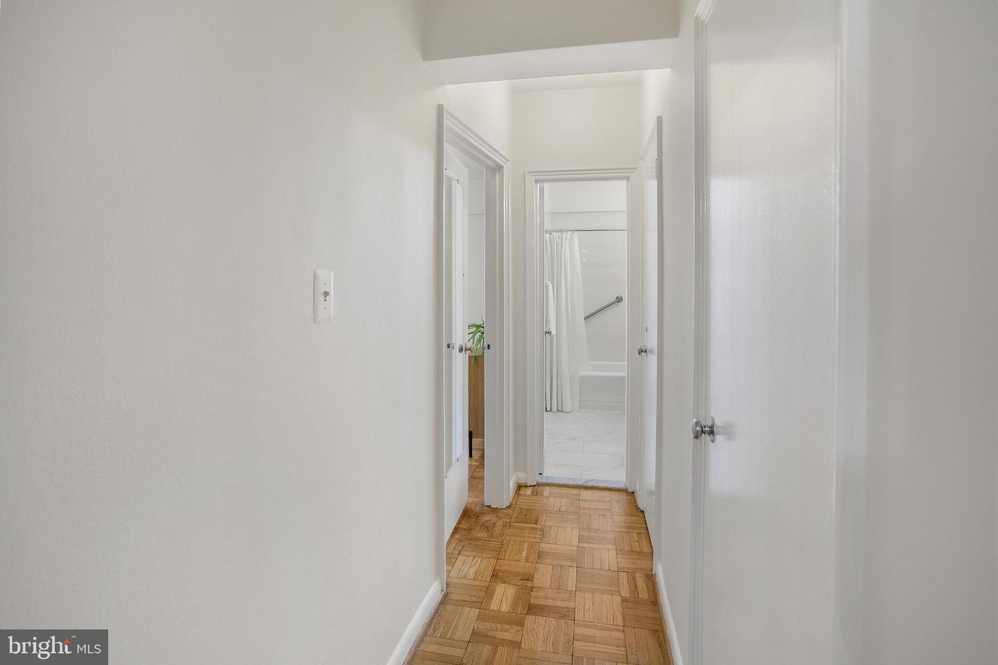 2500 Q ST NW #411, WASHINGTON, District Of Columbia 20007, 1 Bedroom Bedrooms, 2 Rooms Rooms,1 BathroomBathrooms,Residential,For sale,2500 Q ST NW #411,DCDC2226060 MLS # DCDC2226060