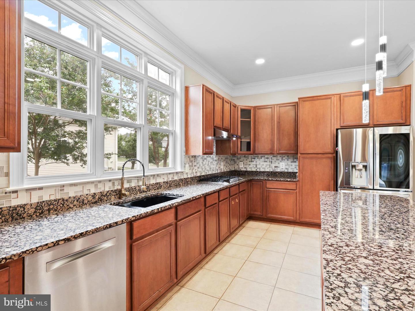 9228 FALLING WATER DR, BRISTOW, Virginia 20136, 6 Bedrooms Bedrooms, ,4 BathroomsBathrooms,Residential,For sale,9228 FALLING WATER DR,VAPW2105624 MLS # VAPW2105624