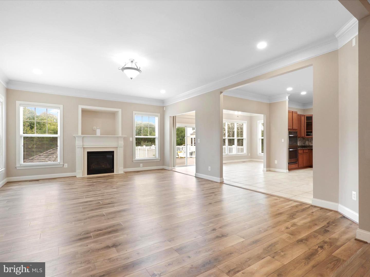 9228 FALLING WATER DR, BRISTOW, Virginia 20136, 6 Bedrooms Bedrooms, ,4 BathroomsBathrooms,Residential,For sale,9228 FALLING WATER DR,VAPW2105624 MLS # VAPW2105624
