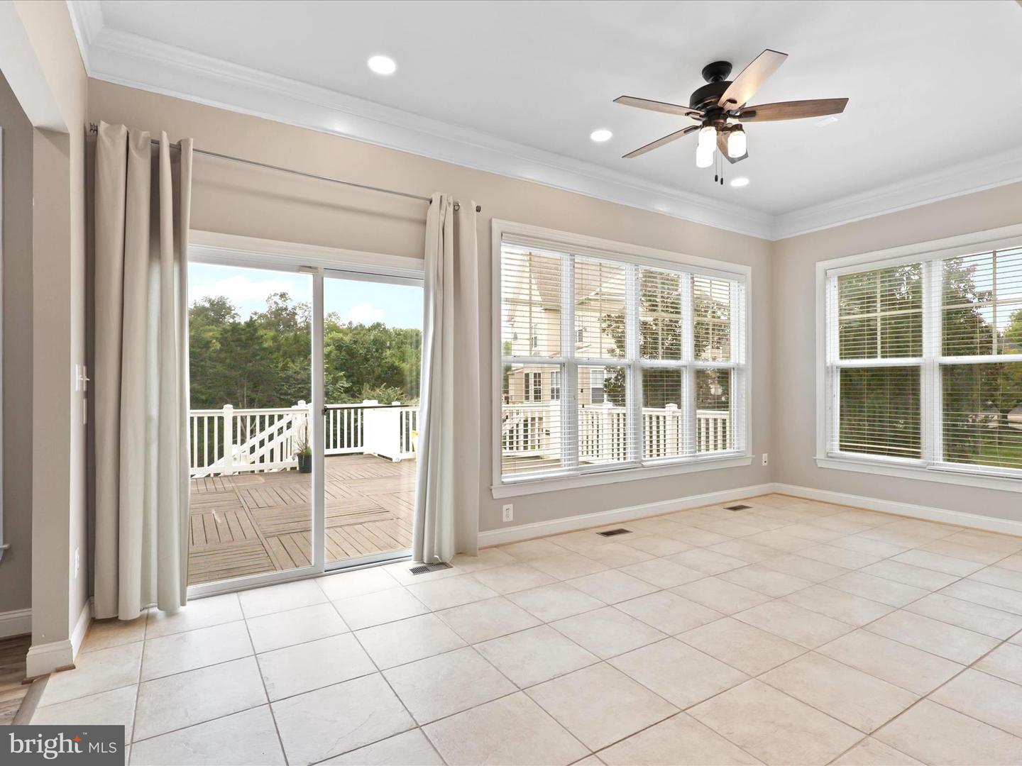 9228 FALLING WATER DR, BRISTOW, Virginia 20136, 6 Bedrooms Bedrooms, ,4 BathroomsBathrooms,Residential,For sale,9228 FALLING WATER DR,VAPW2105624 MLS # VAPW2105624