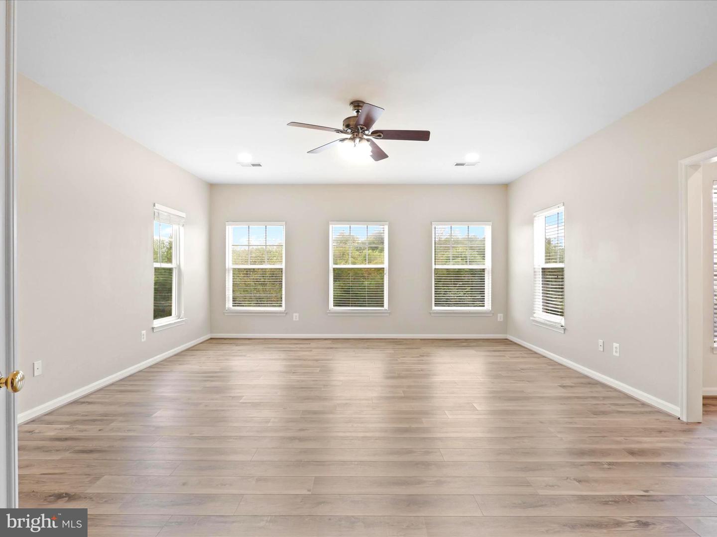 9228 FALLING WATER DR, BRISTOW, Virginia 20136, 6 Bedrooms Bedrooms, ,4 BathroomsBathrooms,Residential,For sale,9228 FALLING WATER DR,VAPW2105624 MLS # VAPW2105624