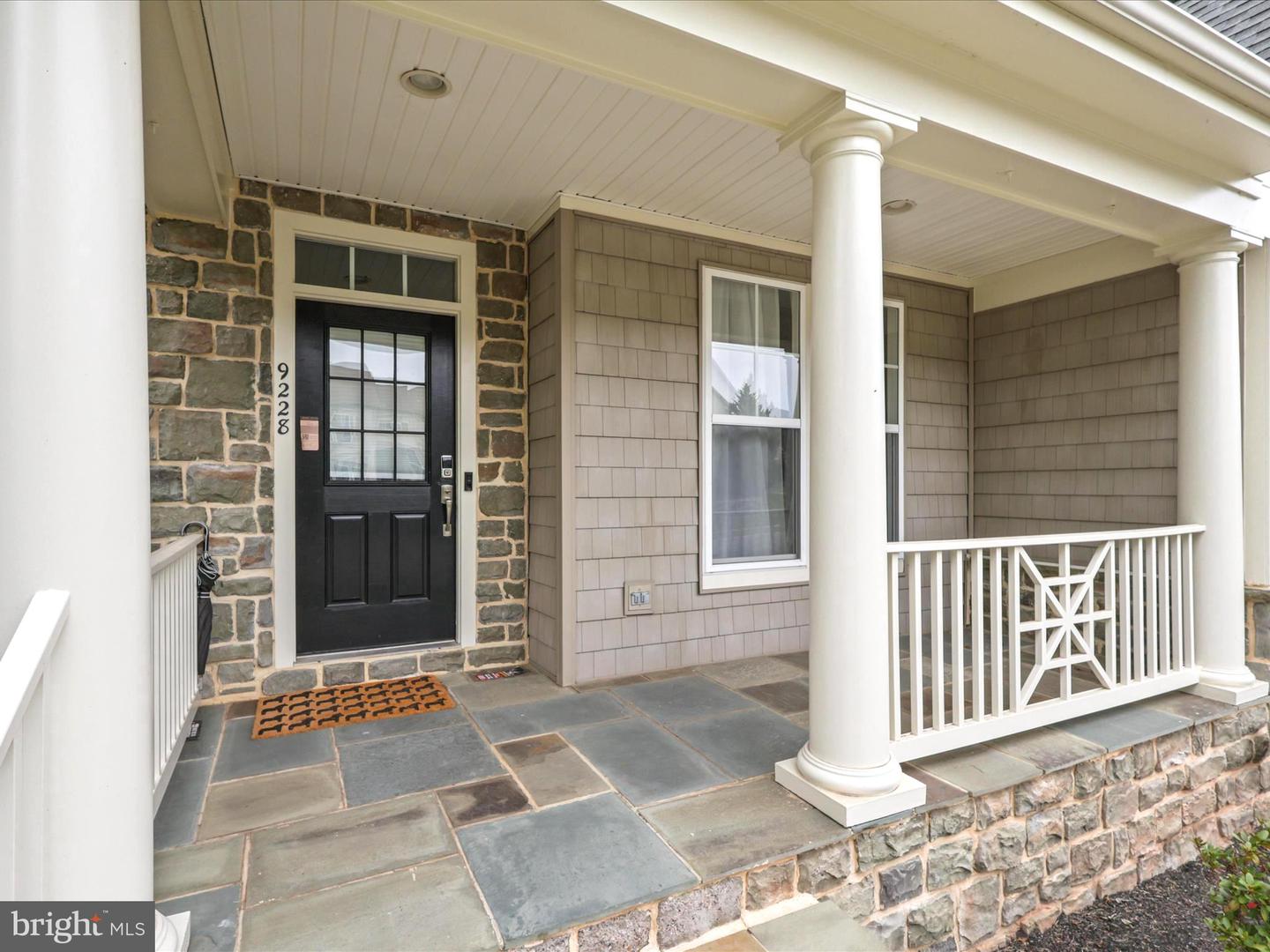 9228 FALLING WATER DR, BRISTOW, Virginia 20136, 6 Bedrooms Bedrooms, ,4 BathroomsBathrooms,Residential,For sale,9228 FALLING WATER DR,VAPW2105624 MLS # VAPW2105624