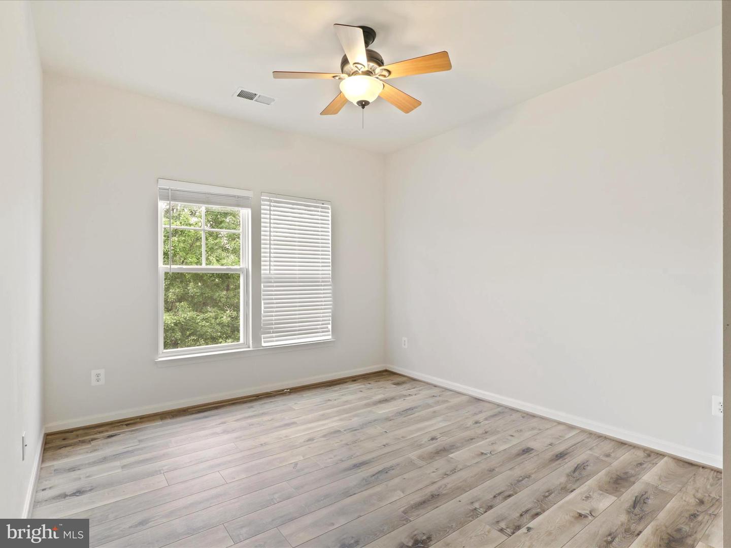 9228 FALLING WATER DR, BRISTOW, Virginia 20136, 6 Bedrooms Bedrooms, ,4 BathroomsBathrooms,Residential,For sale,9228 FALLING WATER DR,VAPW2105624 MLS # VAPW2105624