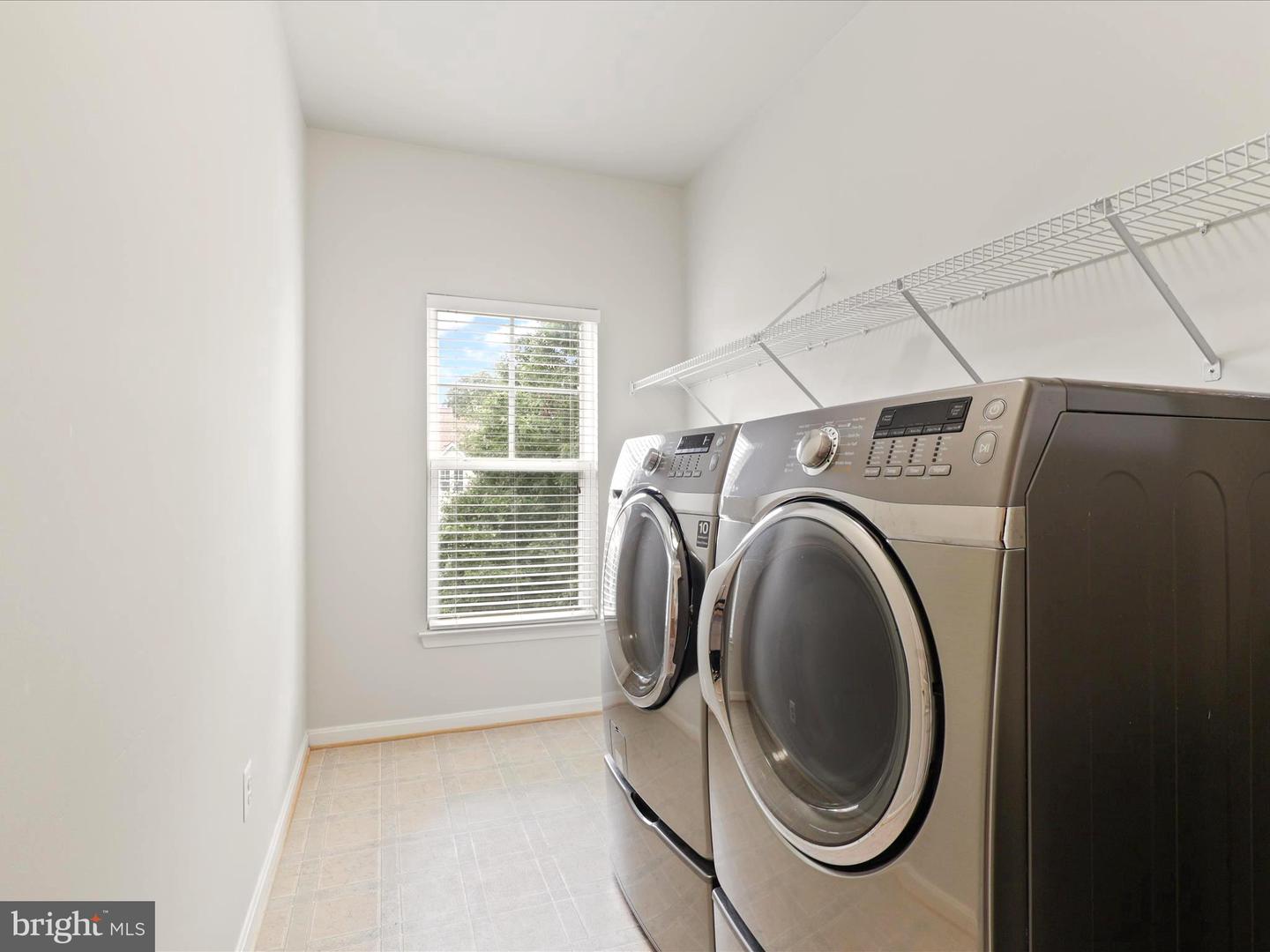9228 FALLING WATER DR, BRISTOW, Virginia 20136, 6 Bedrooms Bedrooms, ,4 BathroomsBathrooms,Residential,For sale,9228 FALLING WATER DR,VAPW2105624 MLS # VAPW2105624