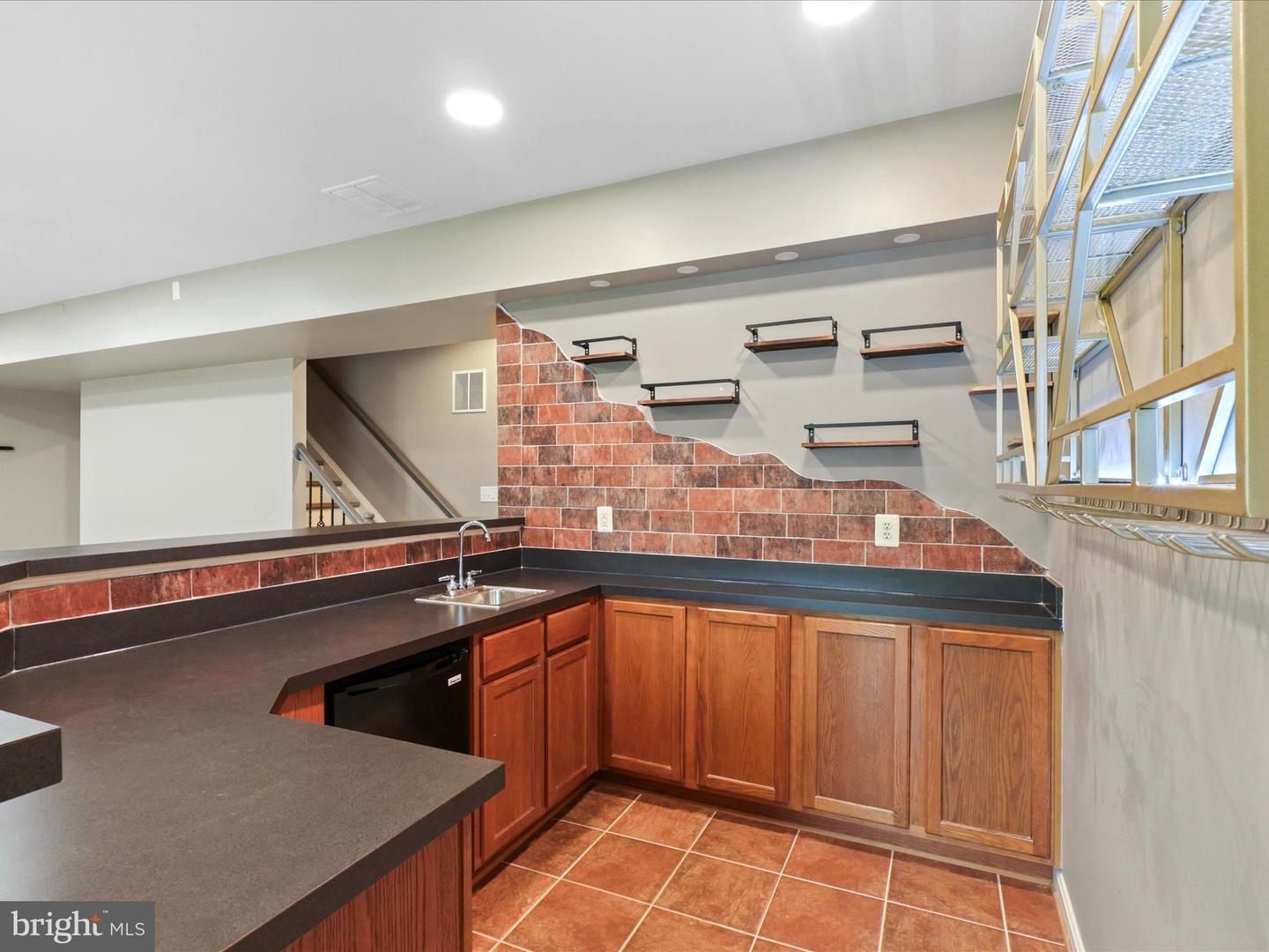 9228 FALLING WATER DR, BRISTOW, Virginia 20136, 6 Bedrooms Bedrooms, ,4 BathroomsBathrooms,Residential,For sale,9228 FALLING WATER DR,VAPW2105624 MLS # VAPW2105624