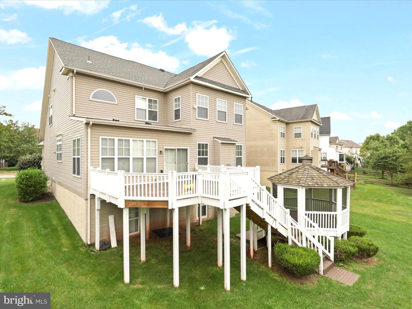 9228 FALLING WATER DR, BRISTOW, Virginia 20136, 6 Bedrooms Bedrooms, ,4 BathroomsBathrooms,Residential,For sale,9228 FALLING WATER DR,VAPW2105624 MLS # VAPW2105624