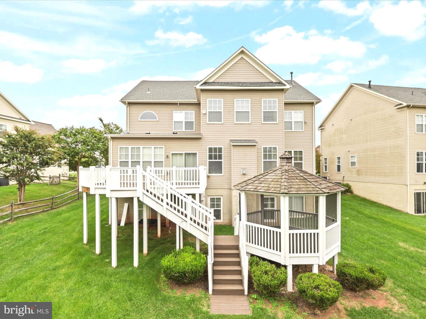 9228 FALLING WATER DR, BRISTOW, Virginia 20136, 6 Bedrooms Bedrooms, ,4 BathroomsBathrooms,Residential,For sale,9228 FALLING WATER DR,VAPW2105624 MLS # VAPW2105624