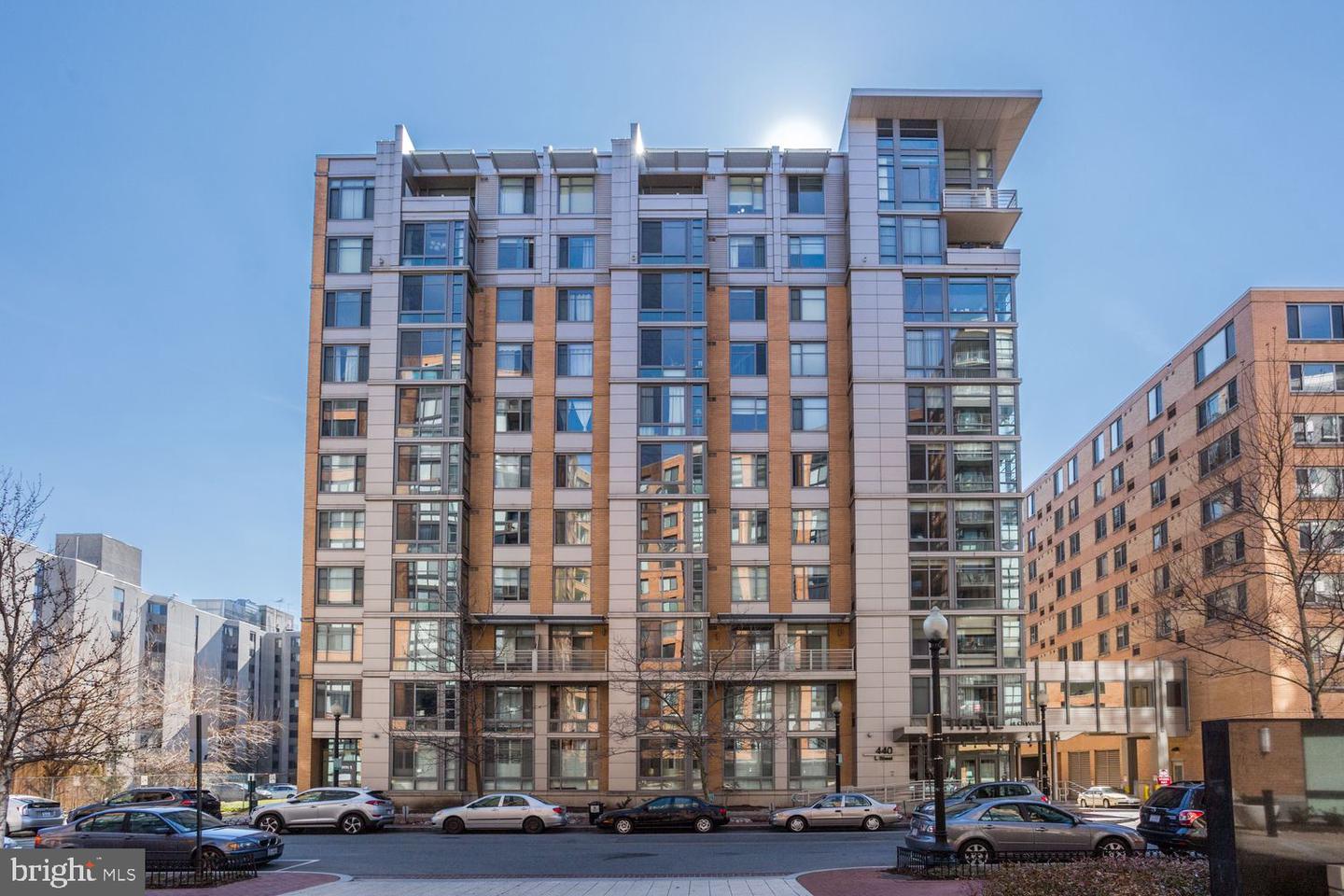 440 L ST NW #805, WASHINGTON, District Of Columbia 20001, 3 Bedrooms Bedrooms, ,2 BathroomsBathrooms,Residential,For sale,440 L ST NW #805,DCDC2226096 MLS # DCDC2226096