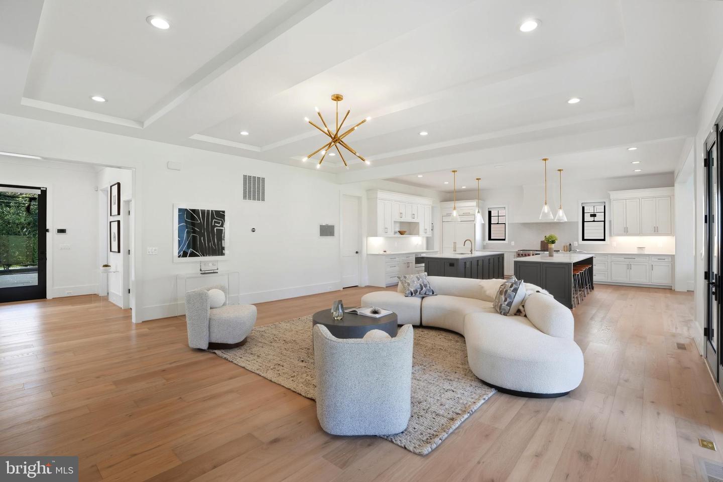 1111 INGLESIDE AVE, MCLEAN, Virginia 22101, 7 Bedrooms Bedrooms, ,7 BathroomsBathrooms,Residential,For sale,1111 INGLESIDE AVE,VAFX2273404 MLS # VAFX2273404