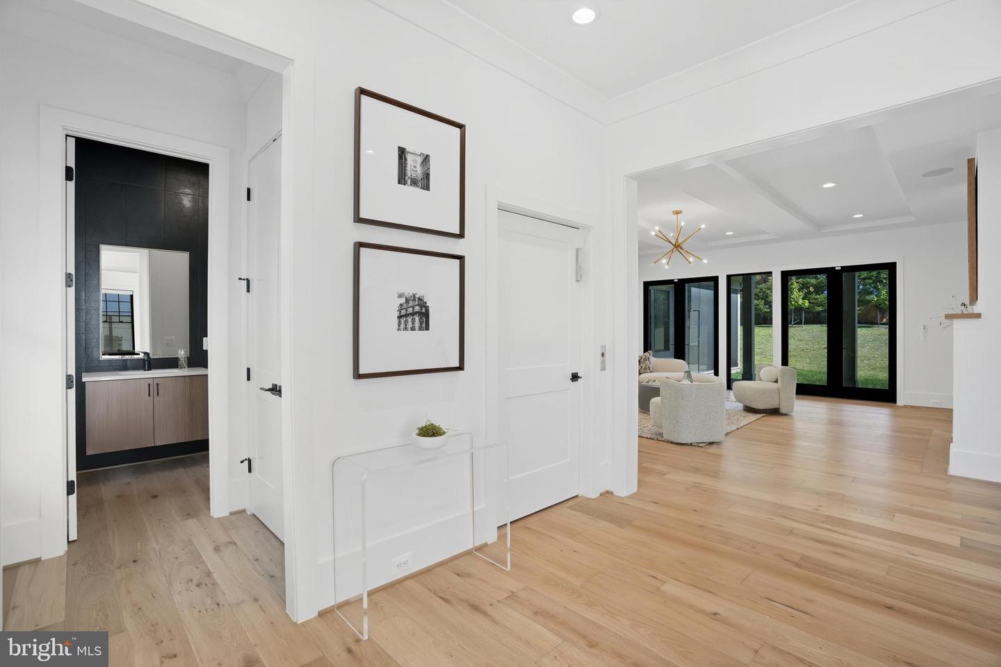 1111 INGLESIDE AVE, MCLEAN, Virginia 22101, 7 Bedrooms Bedrooms, ,7 BathroomsBathrooms,Residential,For sale,1111 INGLESIDE AVE,VAFX2273404 MLS # VAFX2273404