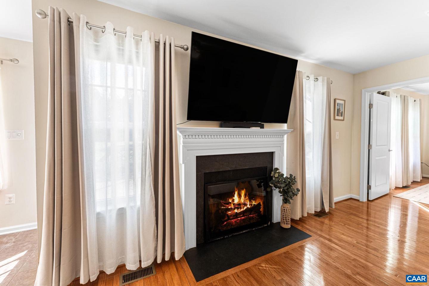 945 JUSTIN DR, PALMYRA, Virginia 22963, 3 Bedrooms Bedrooms, ,2 BathroomsBathrooms,Residential,For sale,945 JUSTIN DR,669808 MLS # 669808