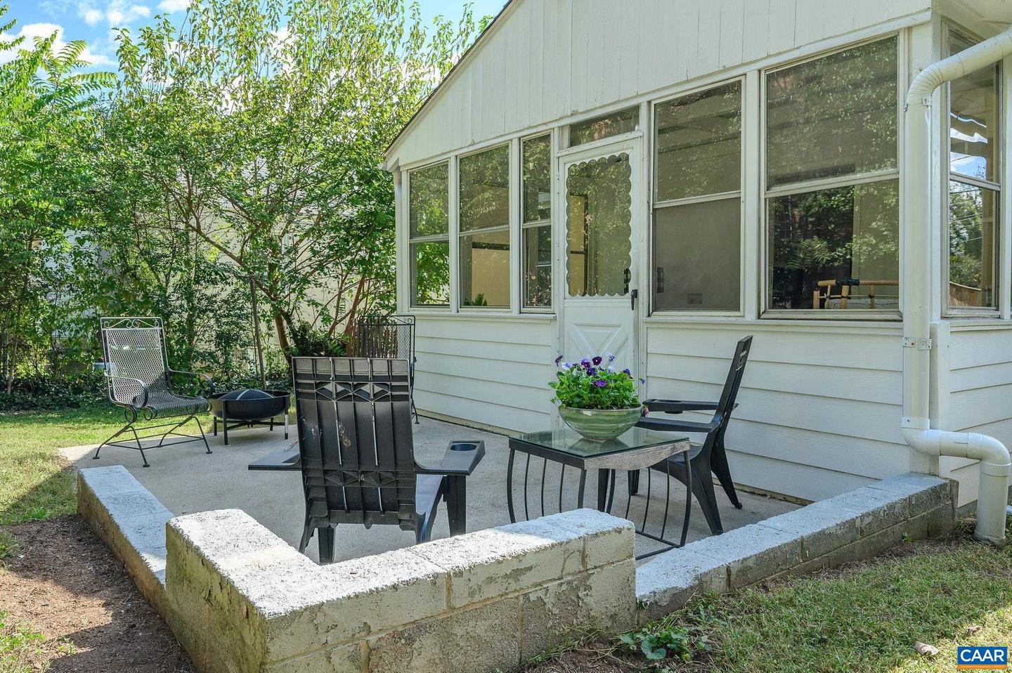 813 BOLLING AVE, CHARLOTTESVILLE, Virginia 22902, 2 Bedrooms Bedrooms, ,1 BathroomBathrooms,Residential,For sale,813 BOLLING AVE,669817 MLS # 669817