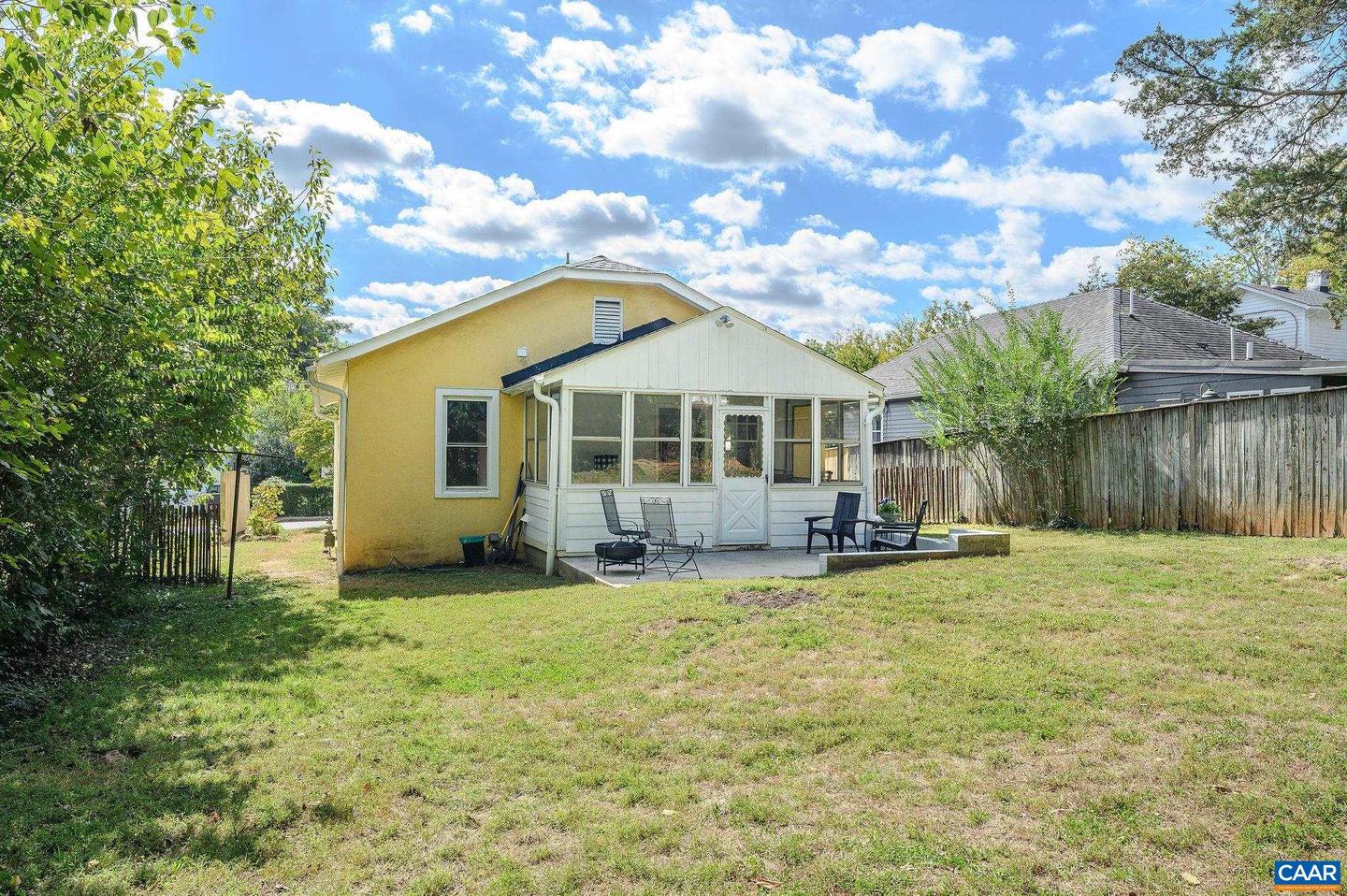813 BOLLING AVE, CHARLOTTESVILLE, Virginia 22902, 2 Bedrooms Bedrooms, ,1 BathroomBathrooms,Residential,For sale,813 BOLLING AVE,669817 MLS # 669817
