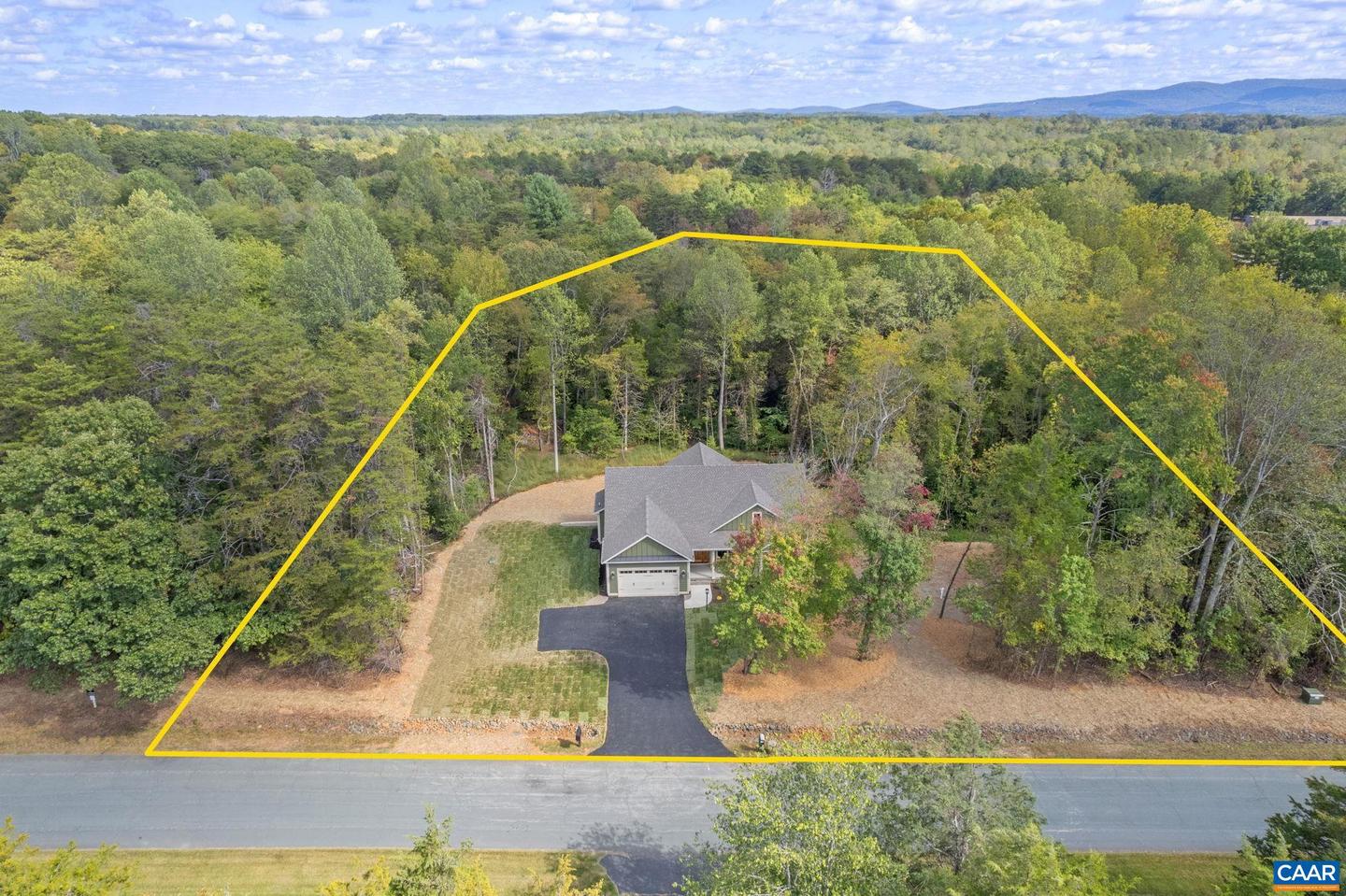 2362 LONICERA WAY, CHARLOTTESVILLE, Virginia 22911, 4 Bedrooms Bedrooms, ,4 BathroomsBathrooms,Residential,For sale,2362 LONICERA WAY,663416 MLS # 663416