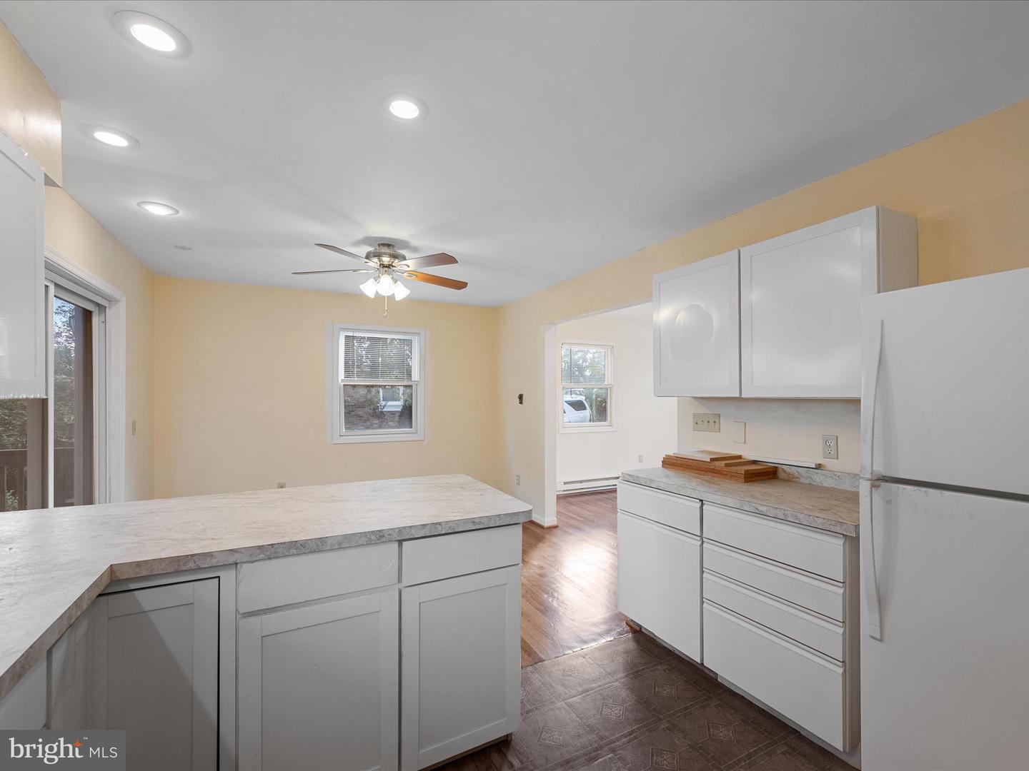 414 MADISON CT SE, LEESBURG, Virginia 20175, 2 Bedrooms Bedrooms, ,2 BathroomsBathrooms,Residential,For sale,414 MADISON CT SE,VALO2096016 MLS # VALO2096016