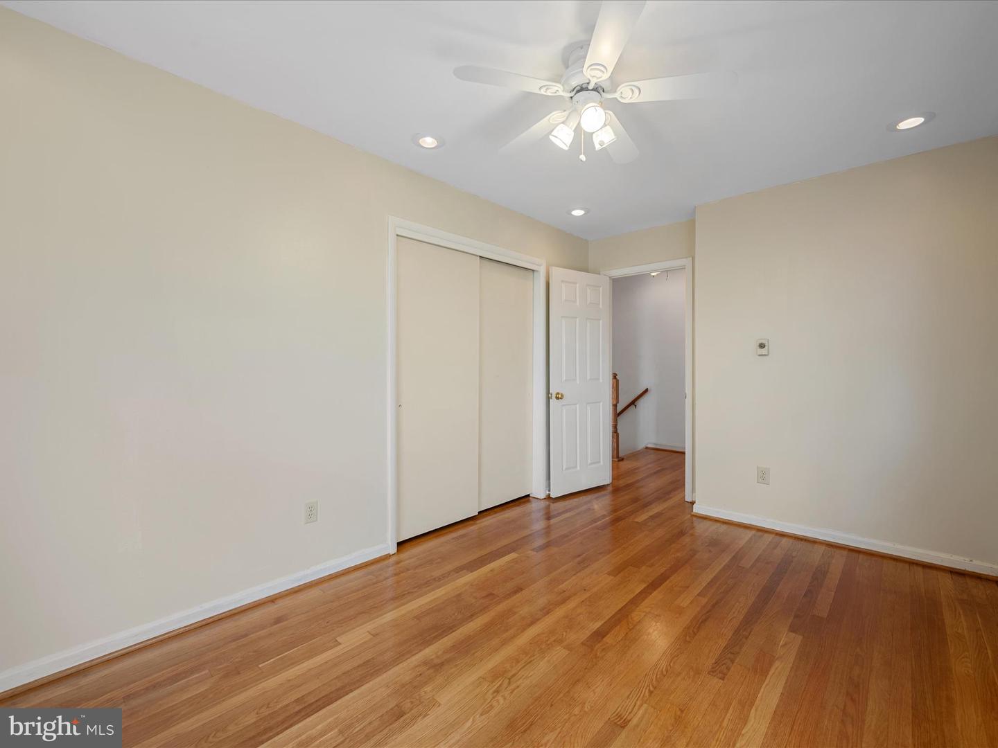 414 MADISON CT SE, LEESBURG, Virginia 20175, 2 Bedrooms Bedrooms, ,2 BathroomsBathrooms,Residential,For sale,414 MADISON CT SE,VALO2096016 MLS # VALO2096016