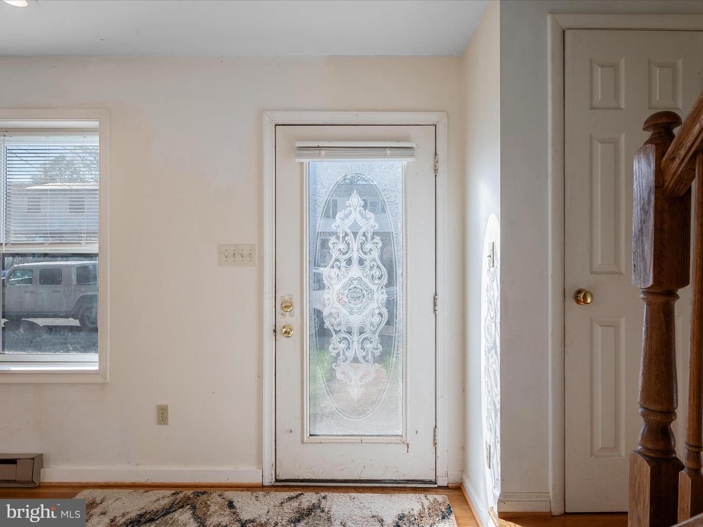 414 MADISON CT SE, LEESBURG, Virginia 20175, 2 Bedrooms Bedrooms, ,2 BathroomsBathrooms,Residential,For sale,414 MADISON CT SE,VALO2096016 MLS # VALO2096016