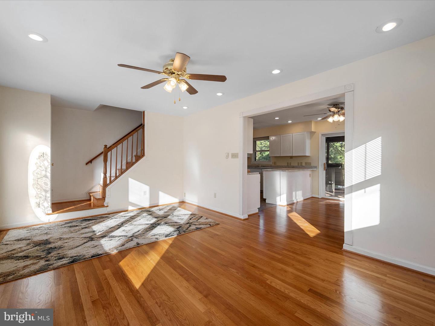 414 MADISON CT SE, LEESBURG, Virginia 20175, 2 Bedrooms Bedrooms, ,2 BathroomsBathrooms,Residential,For sale,414 MADISON CT SE,VALO2096016 MLS # VALO2096016