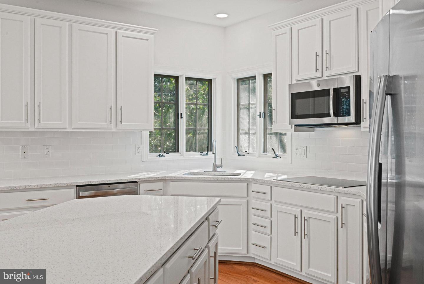 9927 MILES STONE CT, VIENNA, Virginia 22181, 4 Bedrooms Bedrooms, ,3 BathroomsBathrooms,Residential,For sale,9927 MILES STONE CT,VAFX2244256 MLS # VAFX2244256