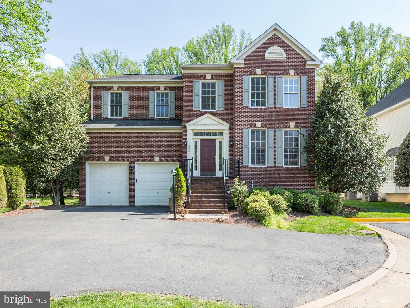 9927 MILES STONE CT, VIENNA, Virginia 22181, 4 Bedrooms Bedrooms, ,3 BathroomsBathrooms,Residential,For sale,9927 MILES STONE CT,VAFX2244256 MLS # VAFX2244256