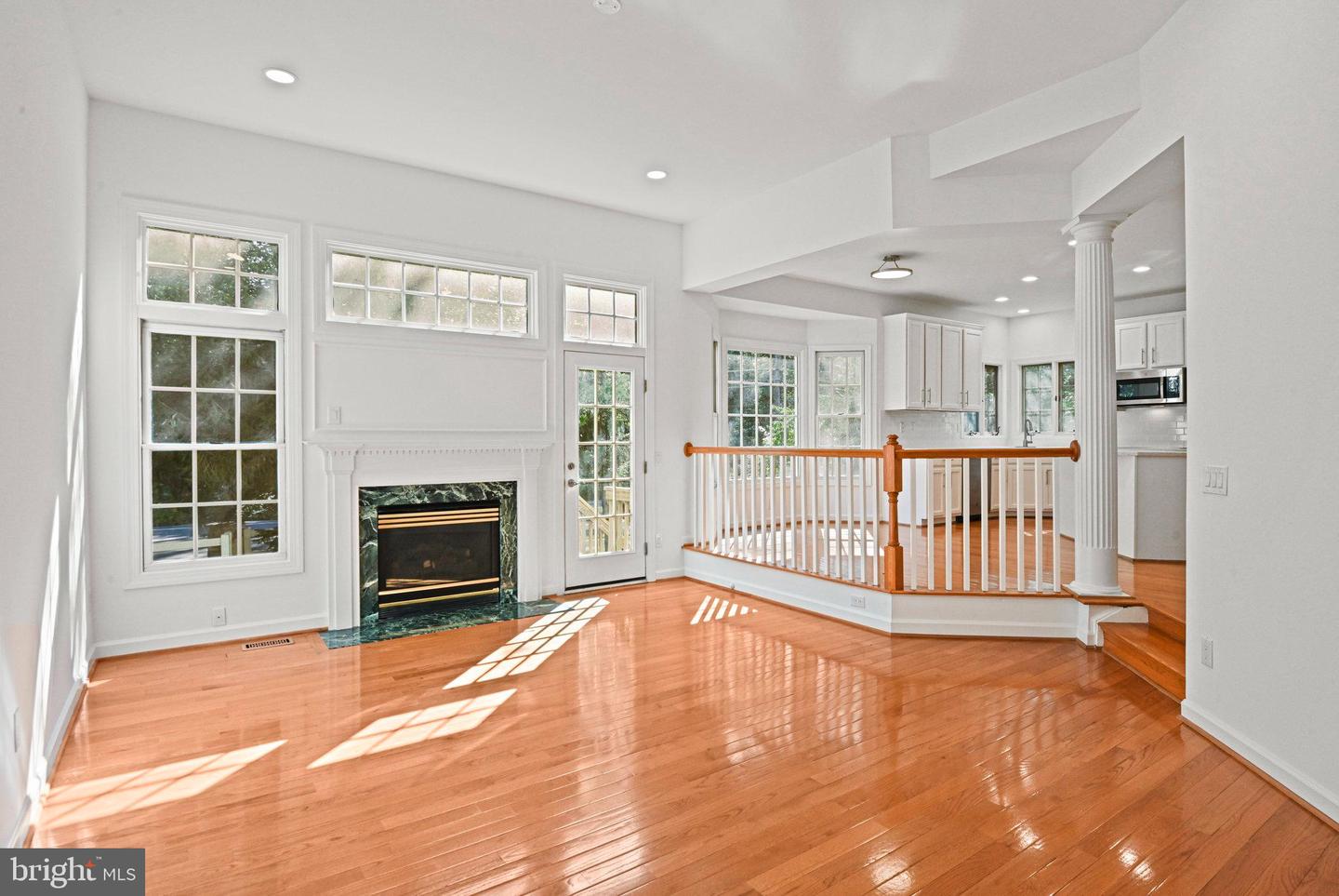 9927 MILES STONE CT, VIENNA, Virginia 22181, 4 Bedrooms Bedrooms, ,3 BathroomsBathrooms,Residential,For sale,9927 MILES STONE CT,VAFX2244256 MLS # VAFX2244256