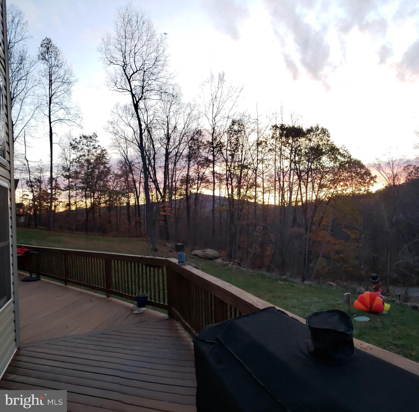 10 WESTVIEW DR, LINDEN, Virginia 22642, 3 Bedrooms Bedrooms, ,3 BathroomsBathrooms,Residential,For sale,10 WESTVIEW DR,VAWR2011588 MLS # VAWR2011588