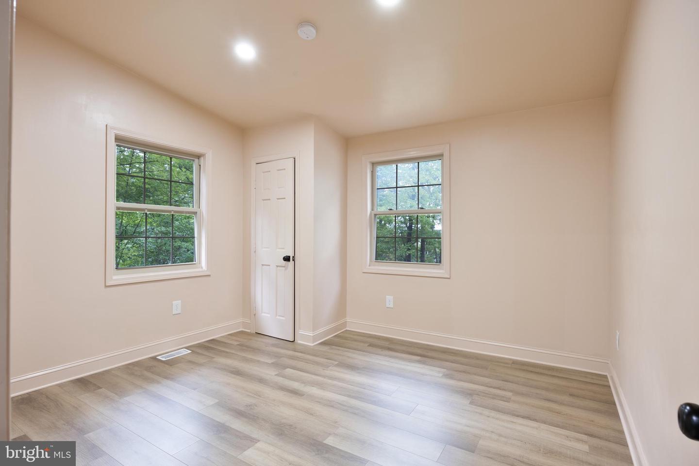 303 FOX TRL, WINCHESTER, Virginia 22601, 2 Bedrooms Bedrooms, ,1 BathroomBathrooms,Residential,For sale,303 FOX TRL,VAFV2035540 MLS # VAFV2035540