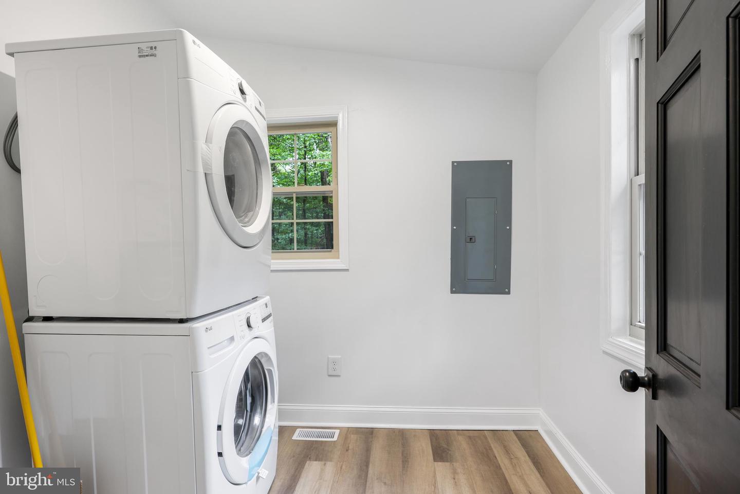 303 FOX TRL, WINCHESTER, Virginia 22601, 2 Bedrooms Bedrooms, ,1 BathroomBathrooms,Residential,For sale,303 FOX TRL,VAFV2035540 MLS # VAFV2035540