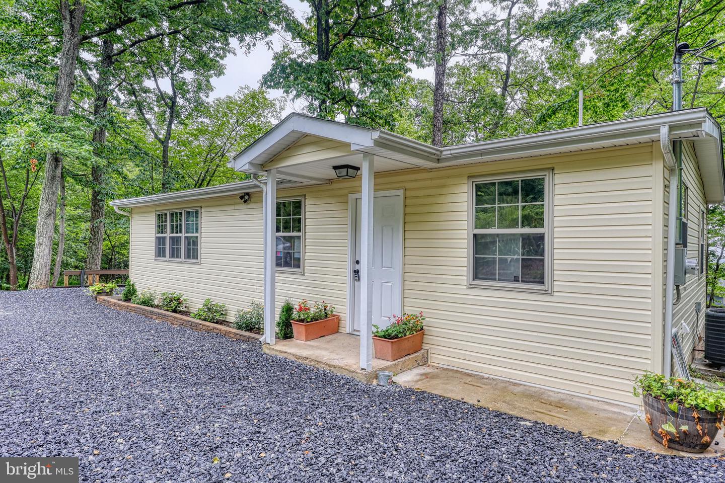 303 FOX TRL, WINCHESTER, Virginia 22601, 2 Bedrooms Bedrooms, ,1 BathroomBathrooms,Residential,For sale,303 FOX TRL,VAFV2035540 MLS # VAFV2035540