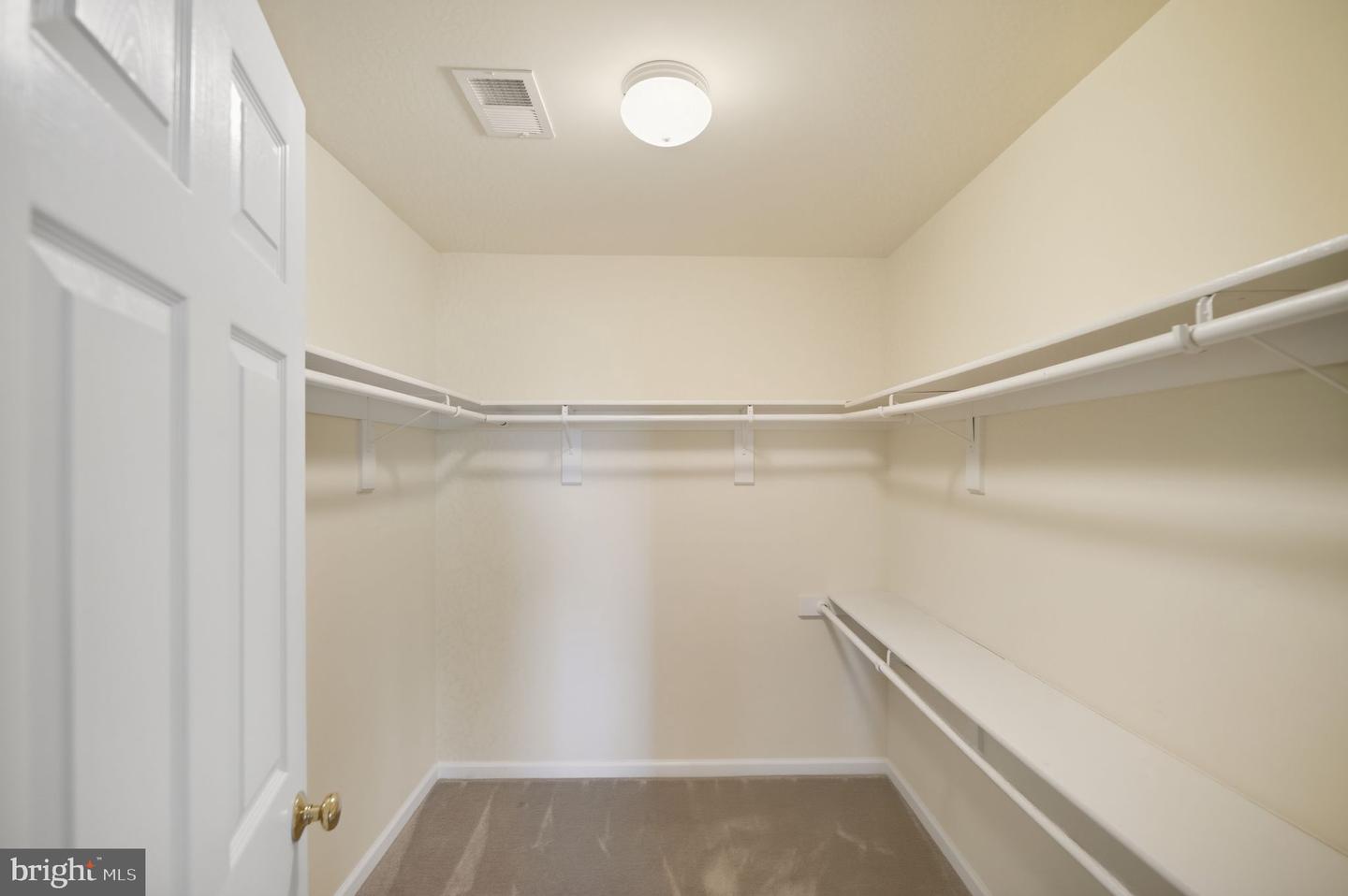 121 WATERSIDE LN, CROSS JUNCTION, Virginia 22625, 3 Bedrooms Bedrooms, ,2 BathroomsBathrooms,Residential,For sale,121 WATERSIDE LN,VAFV2035734 MLS # VAFV2035734