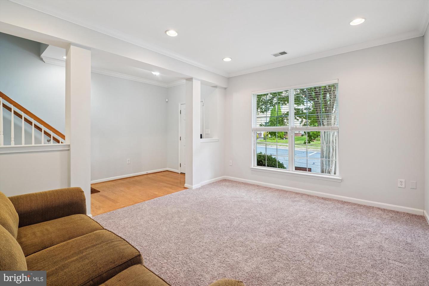 12912 LEATHERWOOD LN, WOODBRIDGE, Virginia 22192, 3 Bedrooms Bedrooms, 9 Rooms Rooms,2 BathroomsBathrooms,Residential,For sale,12912 LEATHERWOOD LN,VAPW2100342 MLS # VAPW2100342
