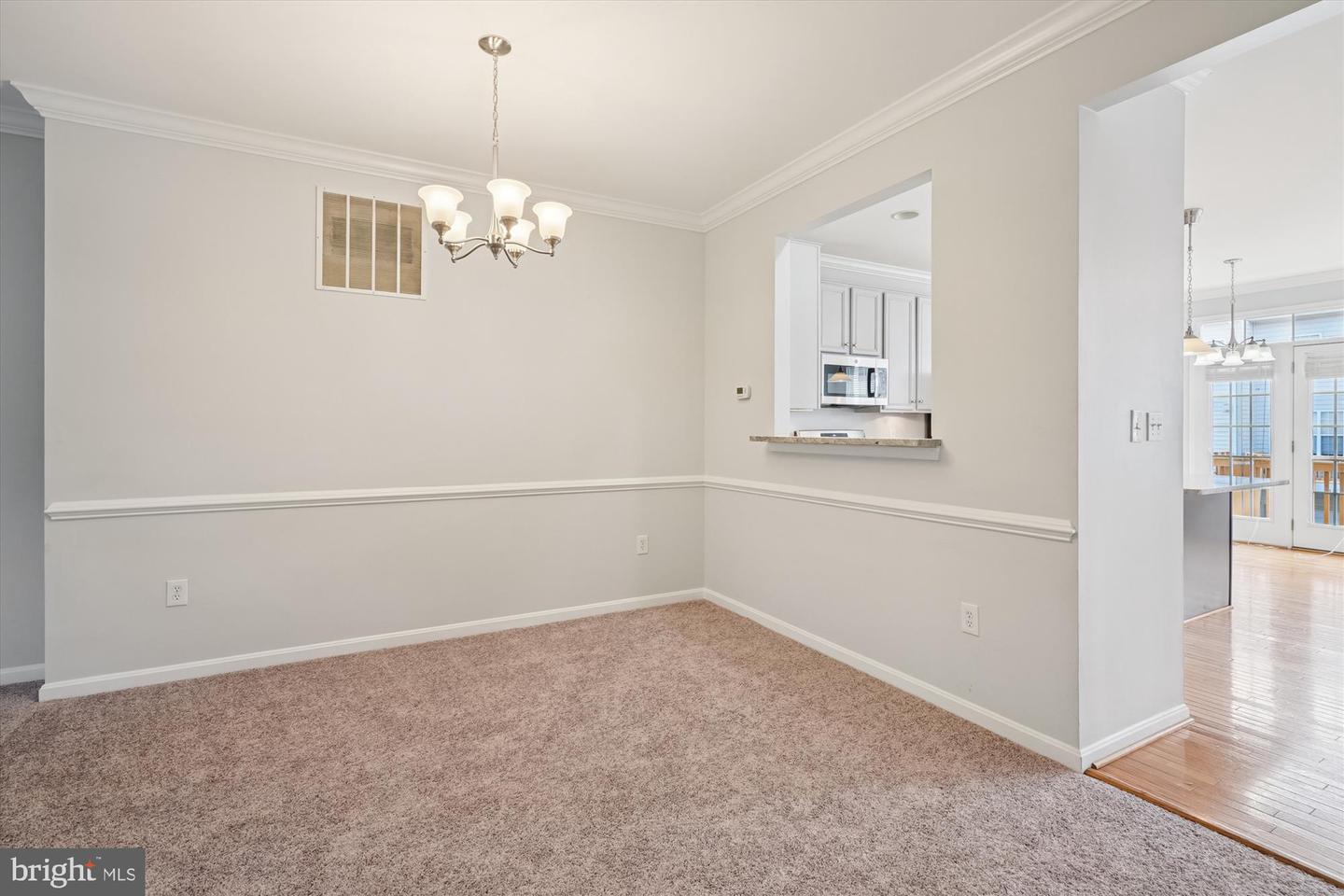 12912 LEATHERWOOD LN, WOODBRIDGE, Virginia 22192, 3 Bedrooms Bedrooms, 9 Rooms Rooms,2 BathroomsBathrooms,Residential,For sale,12912 LEATHERWOOD LN,VAPW2100342 MLS # VAPW2100342