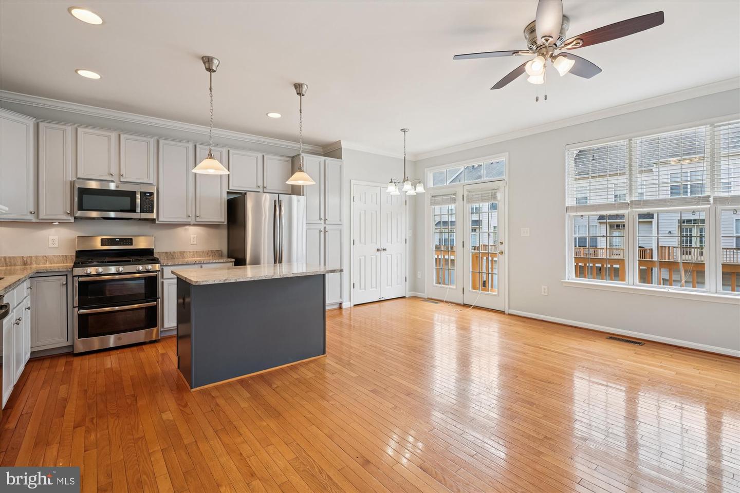 12912 LEATHERWOOD LN, WOODBRIDGE, Virginia 22192, 3 Bedrooms Bedrooms, 9 Rooms Rooms,2 BathroomsBathrooms,Residential,For sale,12912 LEATHERWOOD LN,VAPW2100342 MLS # VAPW2100342
