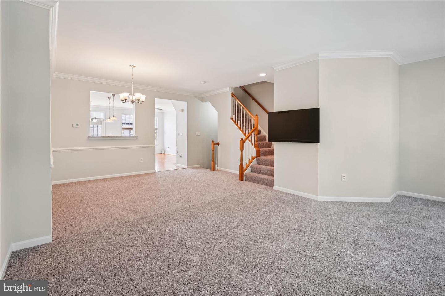 12912 LEATHERWOOD LN, WOODBRIDGE, Virginia 22192, 3 Bedrooms Bedrooms, 9 Rooms Rooms,2 BathroomsBathrooms,Residential,For sale,12912 LEATHERWOOD LN,VAPW2100342 MLS # VAPW2100342