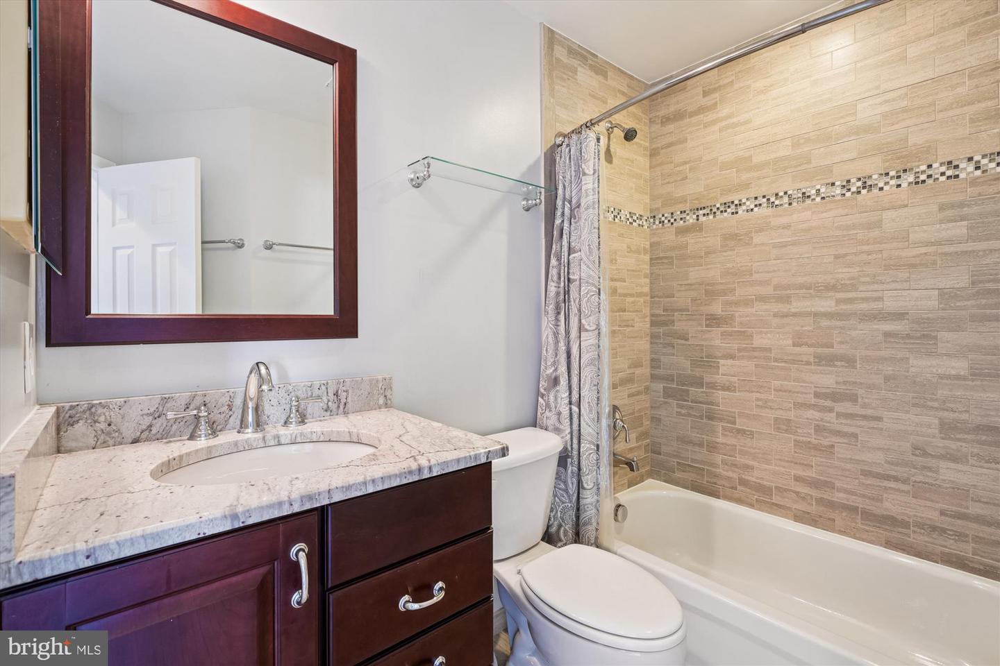 12912 LEATHERWOOD LN, WOODBRIDGE, Virginia 22192, 3 Bedrooms Bedrooms, 9 Rooms Rooms,2 BathroomsBathrooms,Residential,For sale,12912 LEATHERWOOD LN,VAPW2100342 MLS # VAPW2100342