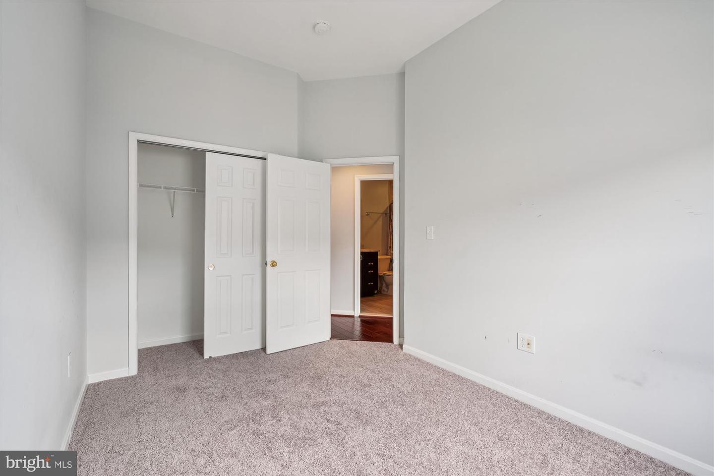 12912 LEATHERWOOD LN, WOODBRIDGE, Virginia 22192, 3 Bedrooms Bedrooms, 9 Rooms Rooms,2 BathroomsBathrooms,Residential,For sale,12912 LEATHERWOOD LN,VAPW2100342 MLS # VAPW2100342