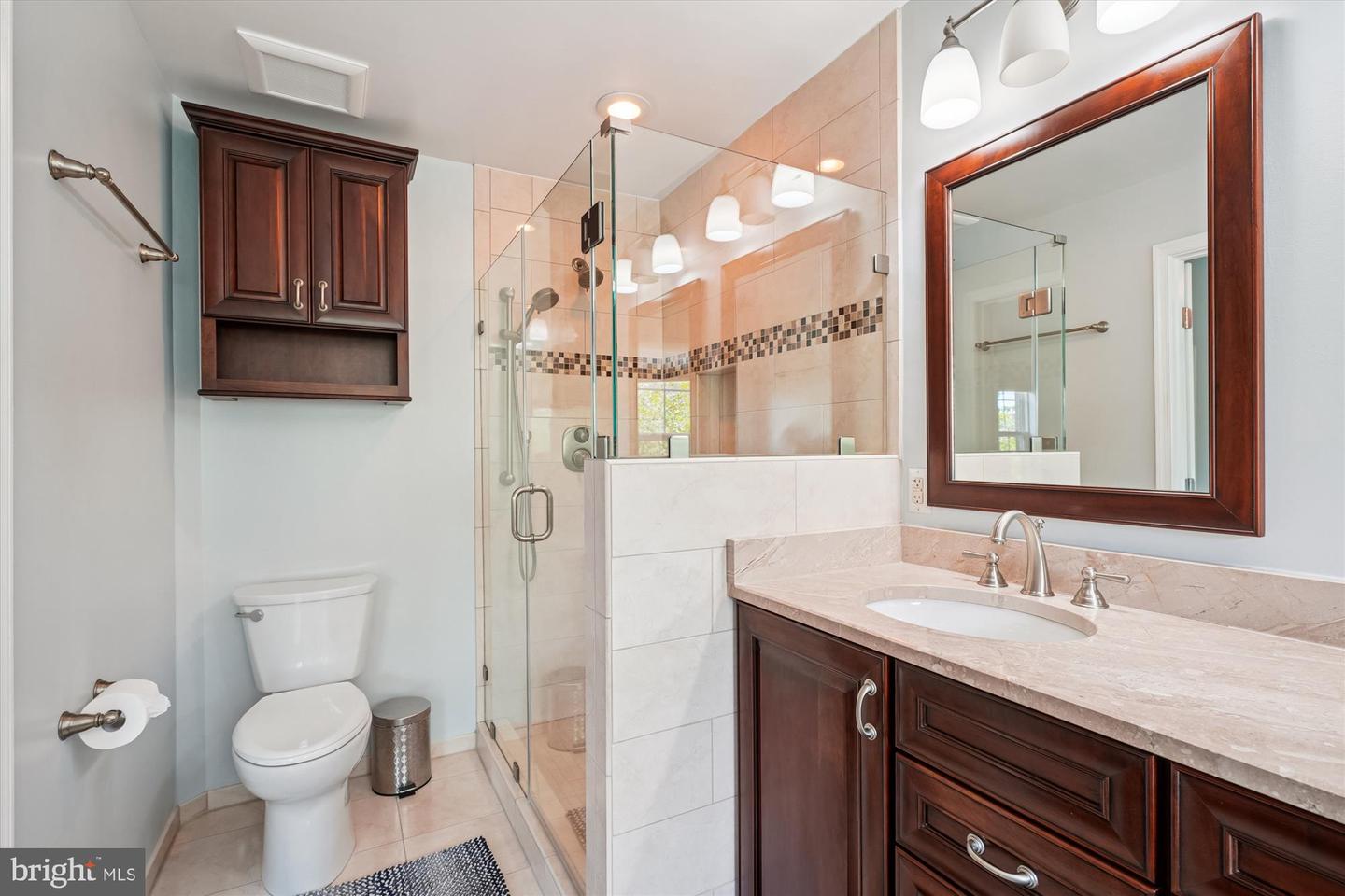 12912 LEATHERWOOD LN, WOODBRIDGE, Virginia 22192, 3 Bedrooms Bedrooms, 9 Rooms Rooms,2 BathroomsBathrooms,Residential,For sale,12912 LEATHERWOOD LN,VAPW2100342 MLS # VAPW2100342