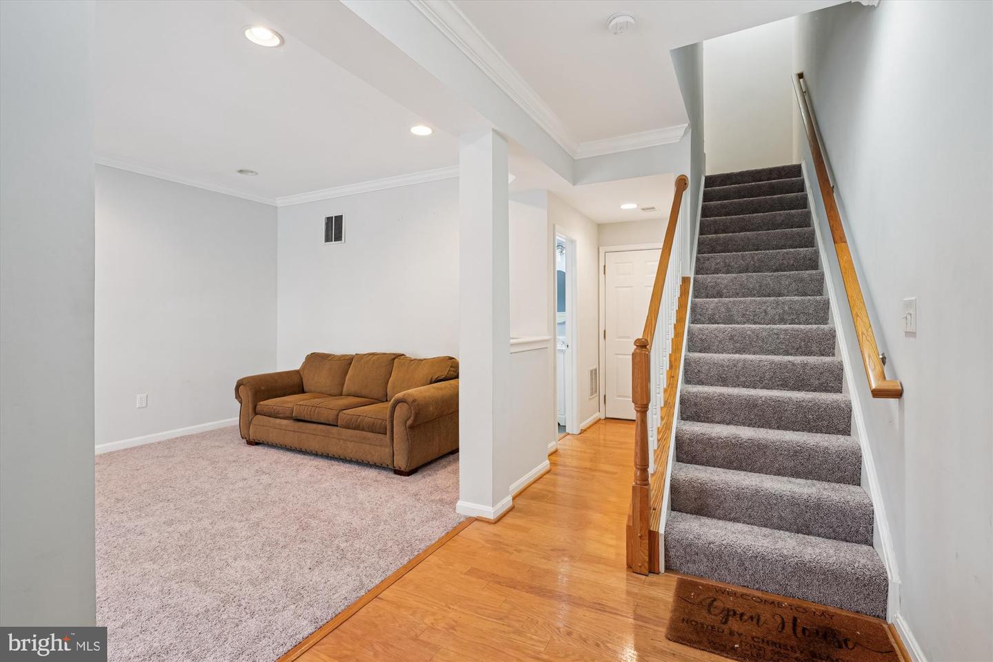 12912 LEATHERWOOD LN, WOODBRIDGE, Virginia 22192, 3 Bedrooms Bedrooms, 9 Rooms Rooms,2 BathroomsBathrooms,Residential,For sale,12912 LEATHERWOOD LN,VAPW2100342 MLS # VAPW2100342