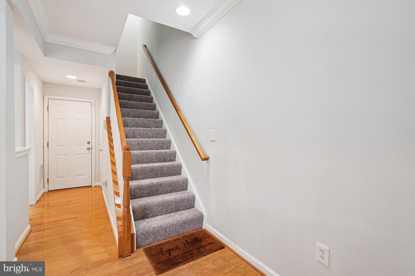 12912 LEATHERWOOD LN, WOODBRIDGE, Virginia 22192, 3 Bedrooms Bedrooms, 9 Rooms Rooms,2 BathroomsBathrooms,Residential,For sale,12912 LEATHERWOOD LN,VAPW2100342 MLS # VAPW2100342