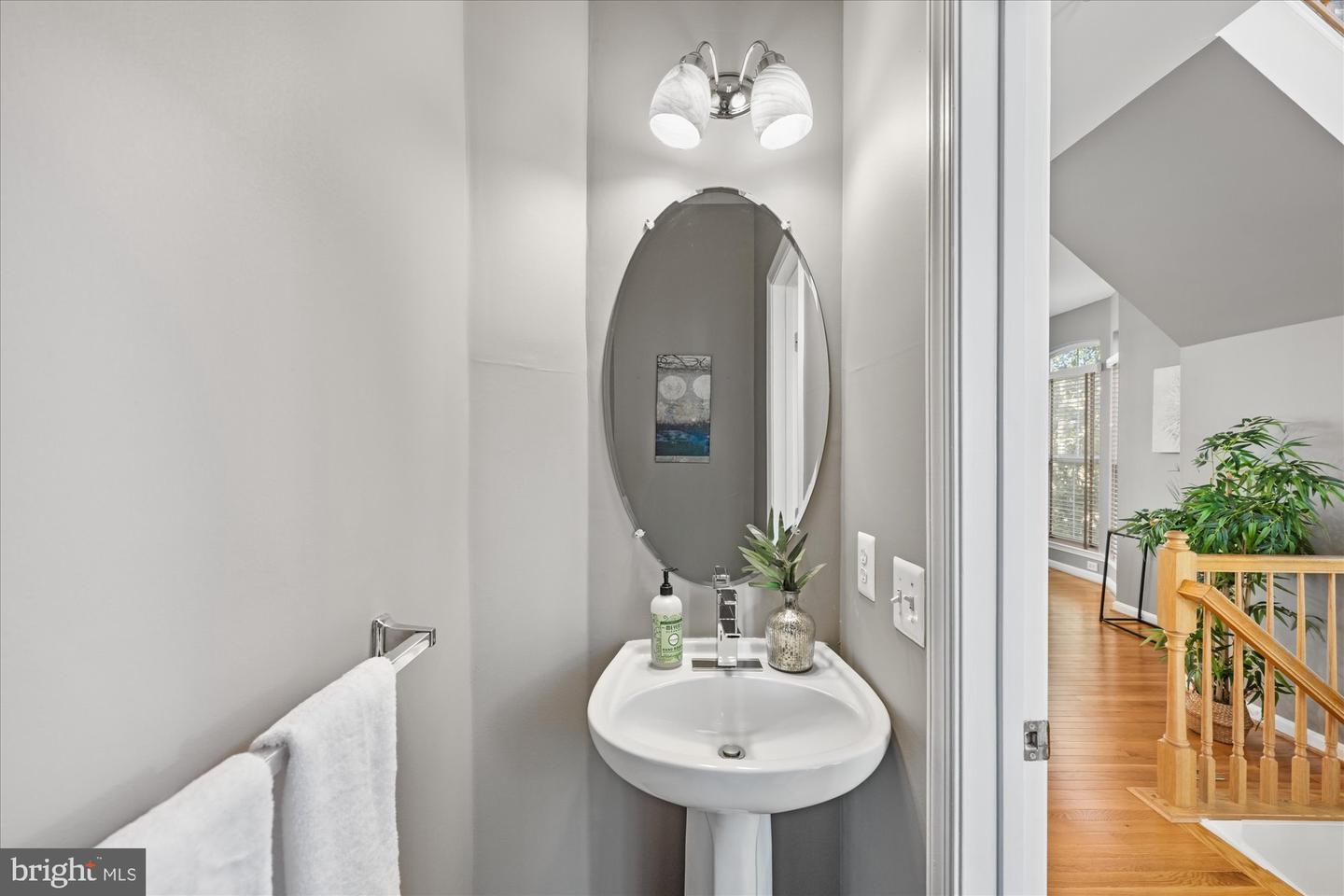 5101 GARDNER DR, ALEXANDRIA, Virginia 22304, 3 Bedrooms Bedrooms, ,2 BathroomsBathrooms,Residential,For sale,5101 GARDNER DR,VAAX2048530 MLS # VAAX2048530