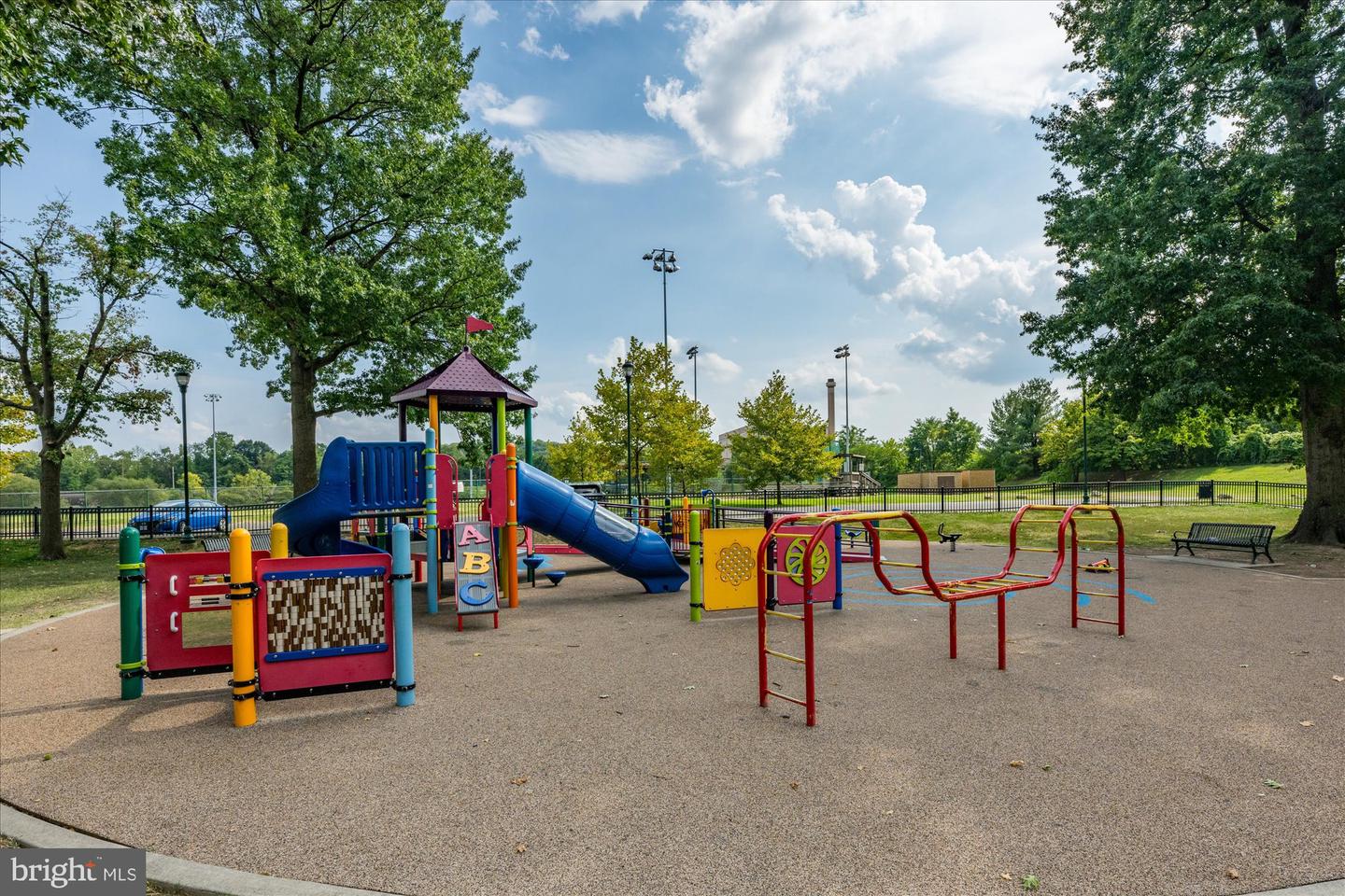 5101 GARDNER DR, ALEXANDRIA, Virginia 22304, 3 Bedrooms Bedrooms, ,2 BathroomsBathrooms,Residential,For sale,5101 GARDNER DR,VAAX2048530 MLS # VAAX2048530