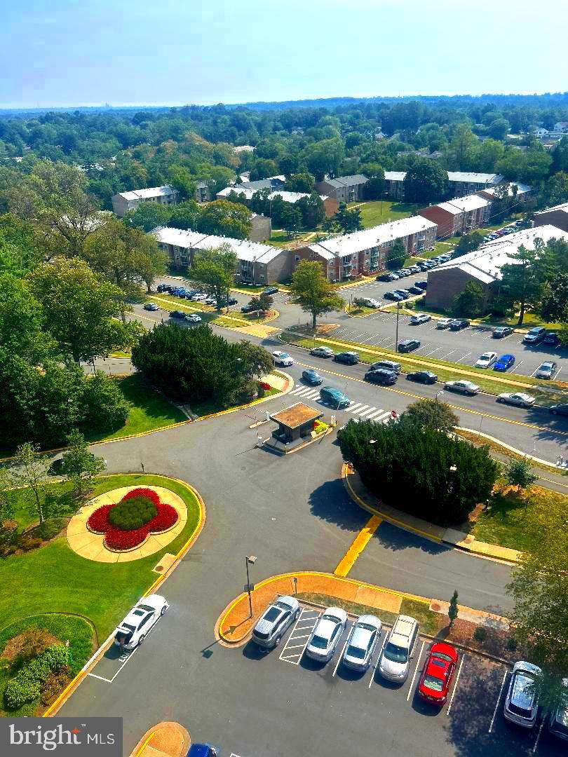 1800 OLD MEADOW RD #1412, MCLEAN, Virginia 22102, 1 Bedroom Bedrooms, 2 Rooms Rooms,1 BathroomBathrooms,Residential,For sale,1800 OLD MEADOW RD #1412,VAFX2261430 MLS # VAFX2261430
