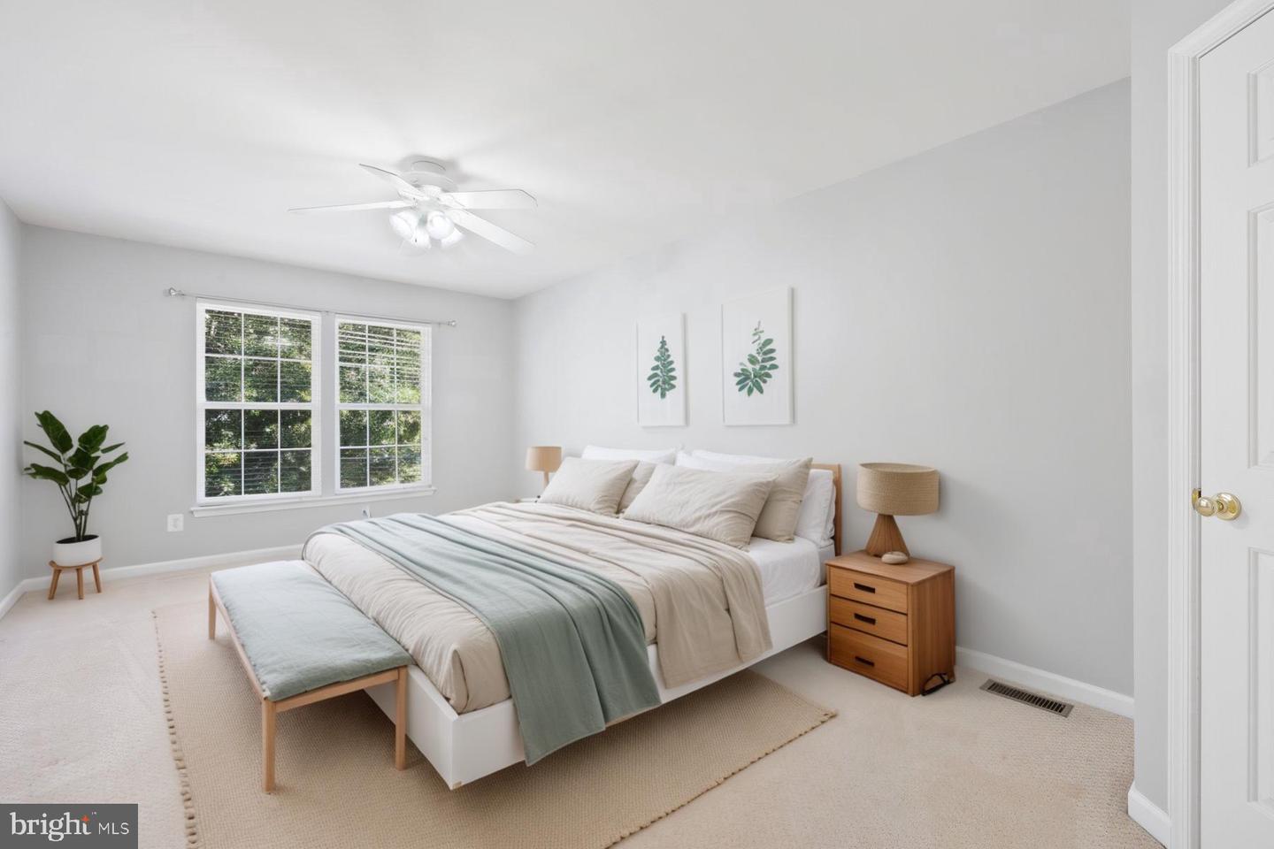2857 MYRTLEWOOD DR, DUMFRIES, Virginia 22026, 3 Bedrooms Bedrooms, ,2 BathroomsBathrooms,Residential,For sale,2857 MYRTLEWOOD DR,VAPW2102120 MLS # VAPW2102120