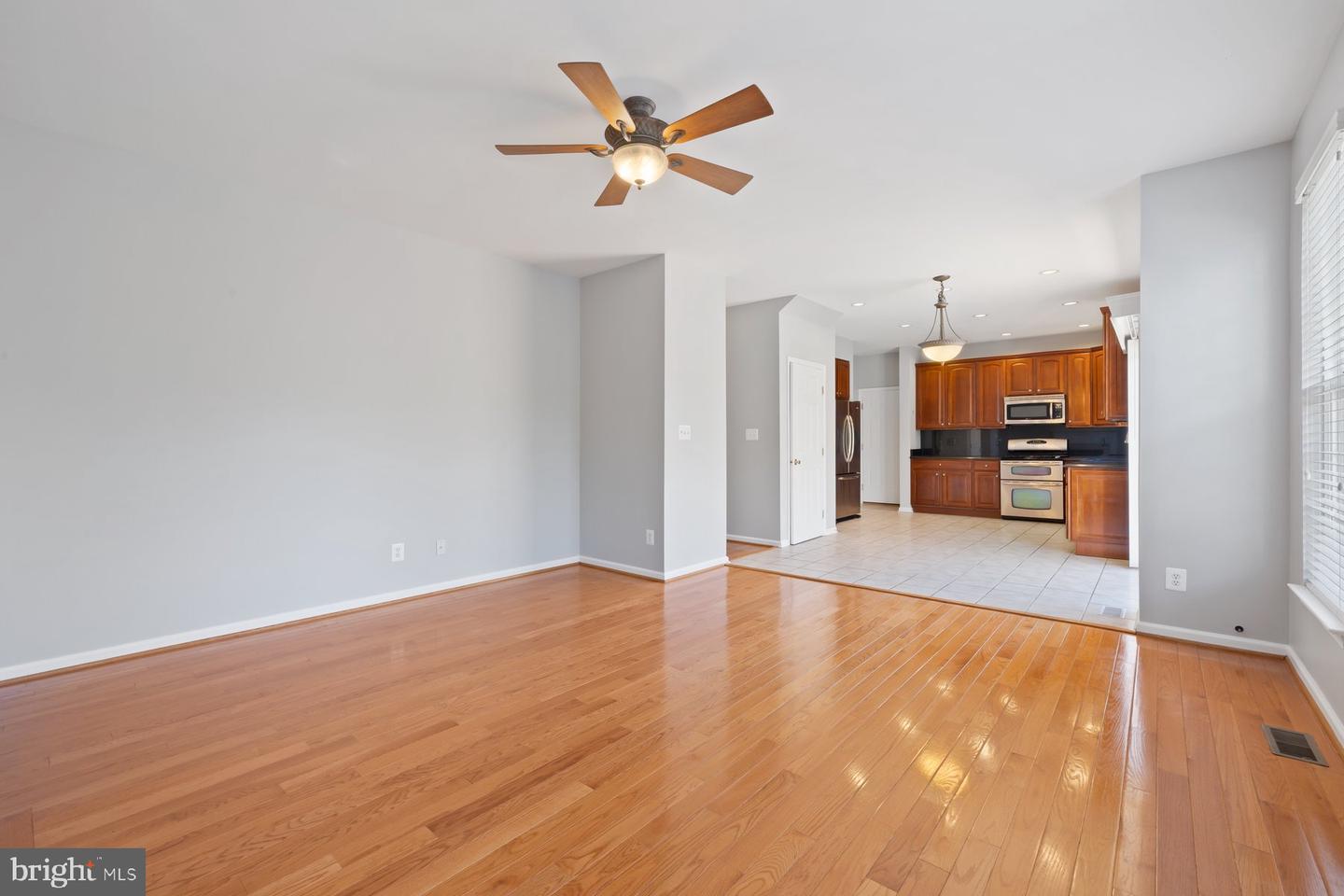2857 MYRTLEWOOD DR, DUMFRIES, Virginia 22026, 3 Bedrooms Bedrooms, ,2 BathroomsBathrooms,Residential,For sale,2857 MYRTLEWOOD DR,VAPW2102120 MLS # VAPW2102120