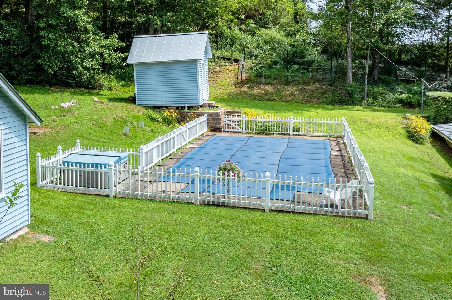 5164 N BLUE RIDGE TPKE, MADISON, Virginia 22727, 4 Bedrooms Bedrooms, 10 Rooms Rooms,2 BathroomsBathrooms,Residential,For sale,5164 N BLUE RIDGE TPKE,VAMA2002392 MLS # VAMA2002392