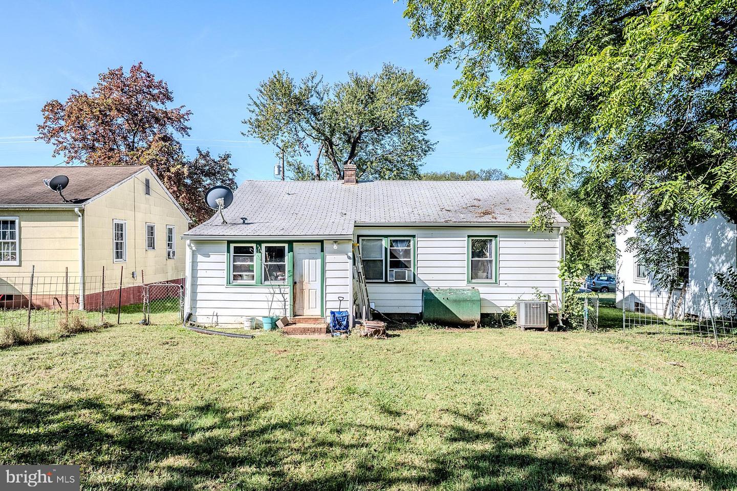 255 MONTEVISTA AVE, ORANGE, Virginia 22960, 3 Bedrooms Bedrooms, ,1 BathroomBathrooms,Residential,For sale,255 MONTEVISTA AVE,VAOR2010580 MLS # VAOR2010580
