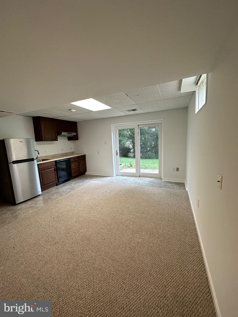 10030 GLENCROFT CT, VIENNA, Virginia 22181, 4 Bedrooms Bedrooms, ,3 BathroomsBathrooms,Residential,For sale,10030 GLENCROFT CT,VAFX2263136 MLS # VAFX2263136
