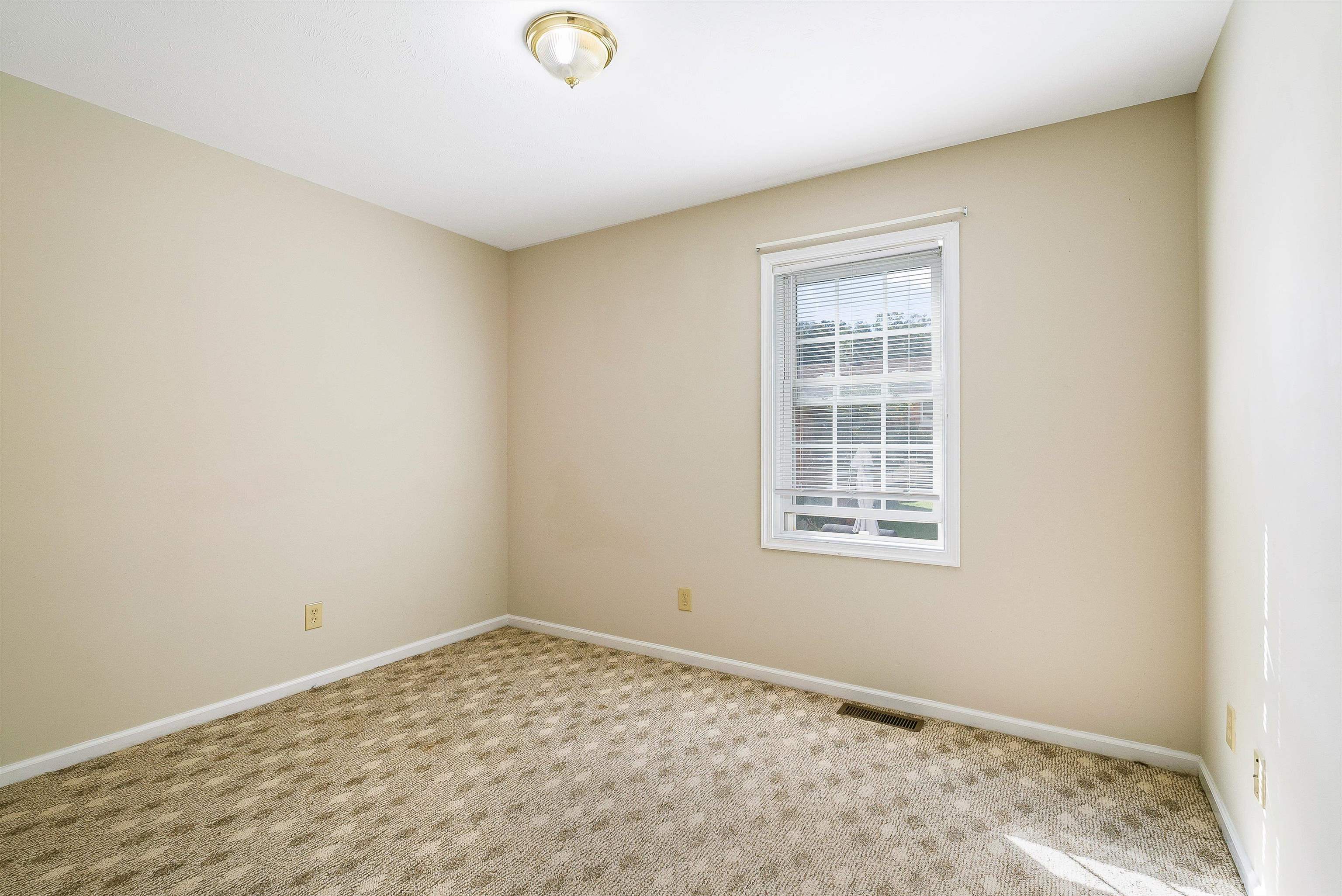 426 PEACH ST, STAUNTON, Virginia 24401, 3 Bedrooms Bedrooms, ,2 BathroomsBathrooms,Residential,426 PEACH ST,669820 MLS # 669820
